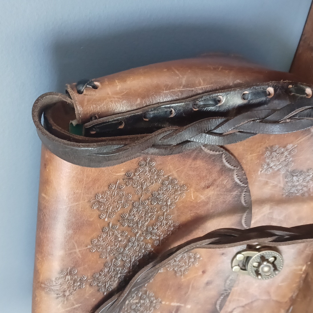 Leather bag - Picture 3 of 16